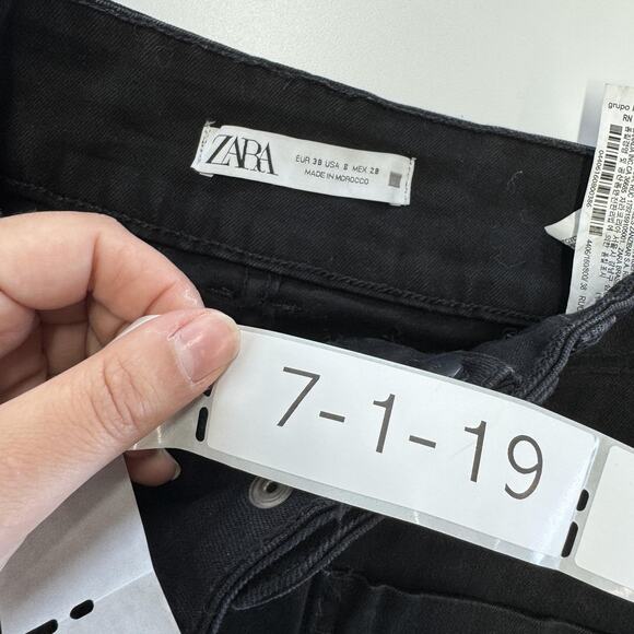 Zara‎ Jeans Womens 6 Black High Rise Straight Leg Utility Patch Pockets Denim - Picture 3 of 9